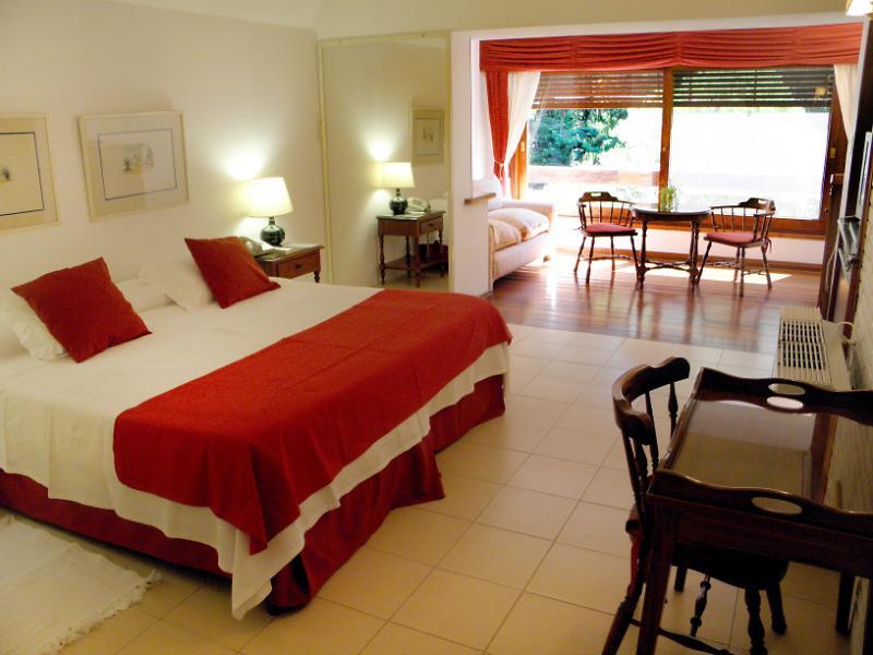 Hotel Los Pinos Country Пунта-дель-Эсте Экстерьер фото